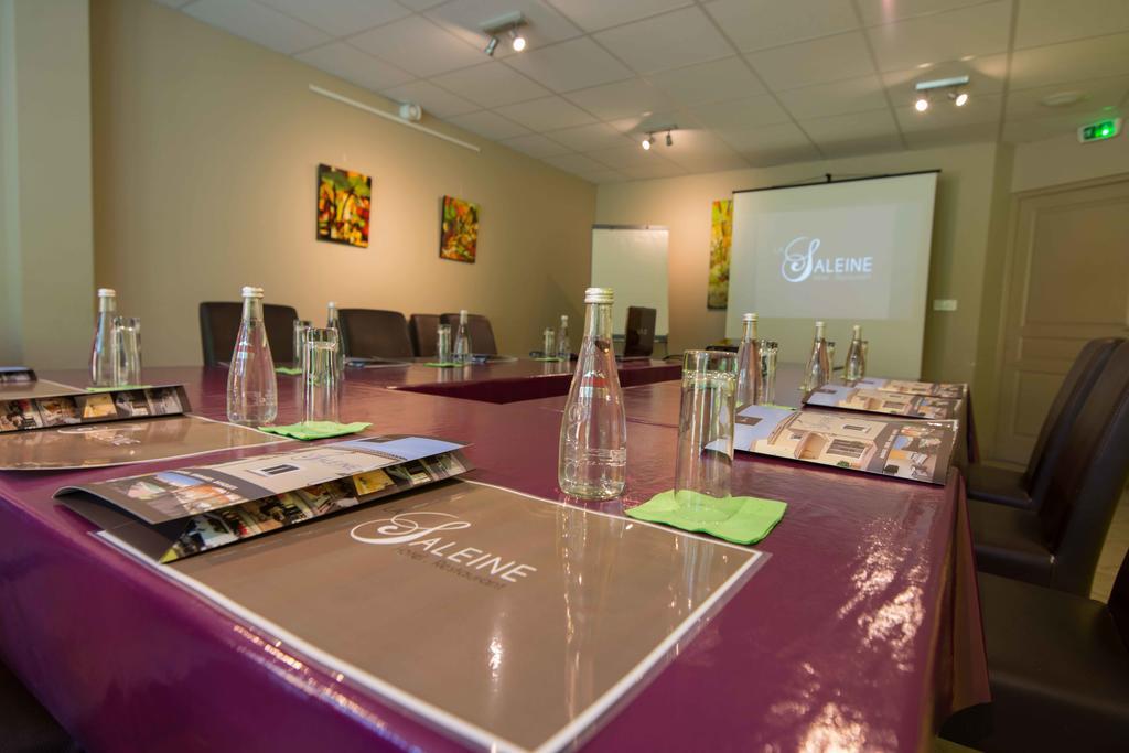 La Saleine Hotel Crest Bagian luar foto